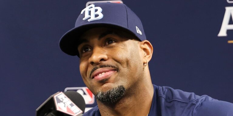 noticia-mlb-Diaz-con-su-barbilla-de-la-suerte-ahora-preten