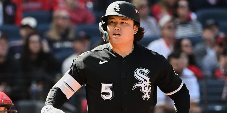 noticia-mlb-El-primer-HR-de-postemporada-de-Murakami-Un-TABLAZ