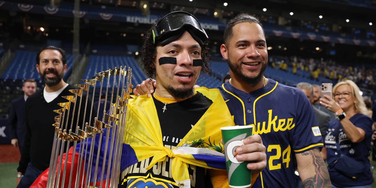 noticia-mlb-Gran-ano-de-los-hermanos-Contreras-culmina-con-un-1-1
