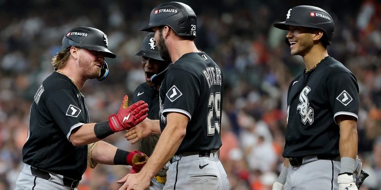 noticia-mlb-Medias-Blancas-barren-a-Astros-y-ganan-su-1ra-seri