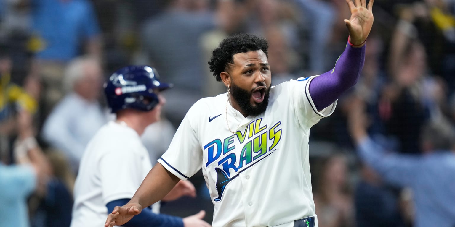 noticia-mlb-Rays-causan-estragos-en-las-bases-y-empatan-la-SCL