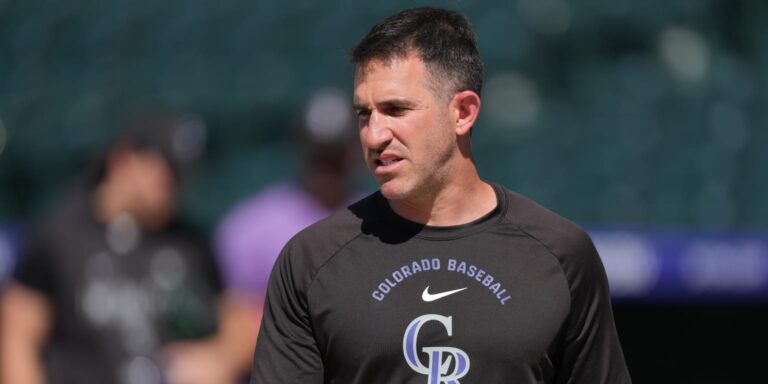 noticia-mlb-Rockies-prescinden-del-coach-de-lanzadores-Leichma